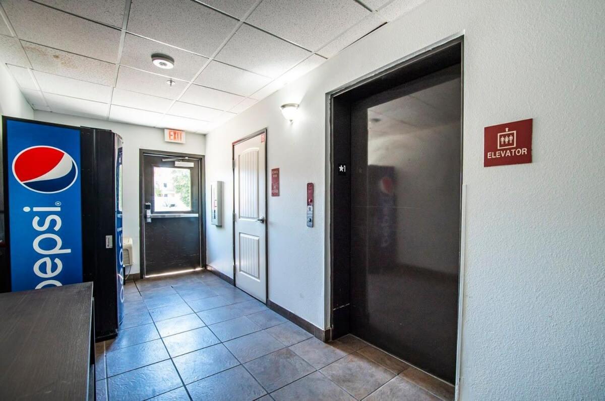 Sierra Vista Studio Apartment With Full Kitchen And King Bed Luaran gambar